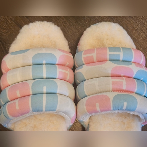 UGG Pride Slide - Unisex | Womens Size 9 - Picture 11 of 11